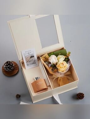 Luxury Gift Box with Reed Diffuser & Soap Flower Bouquet – Champagne